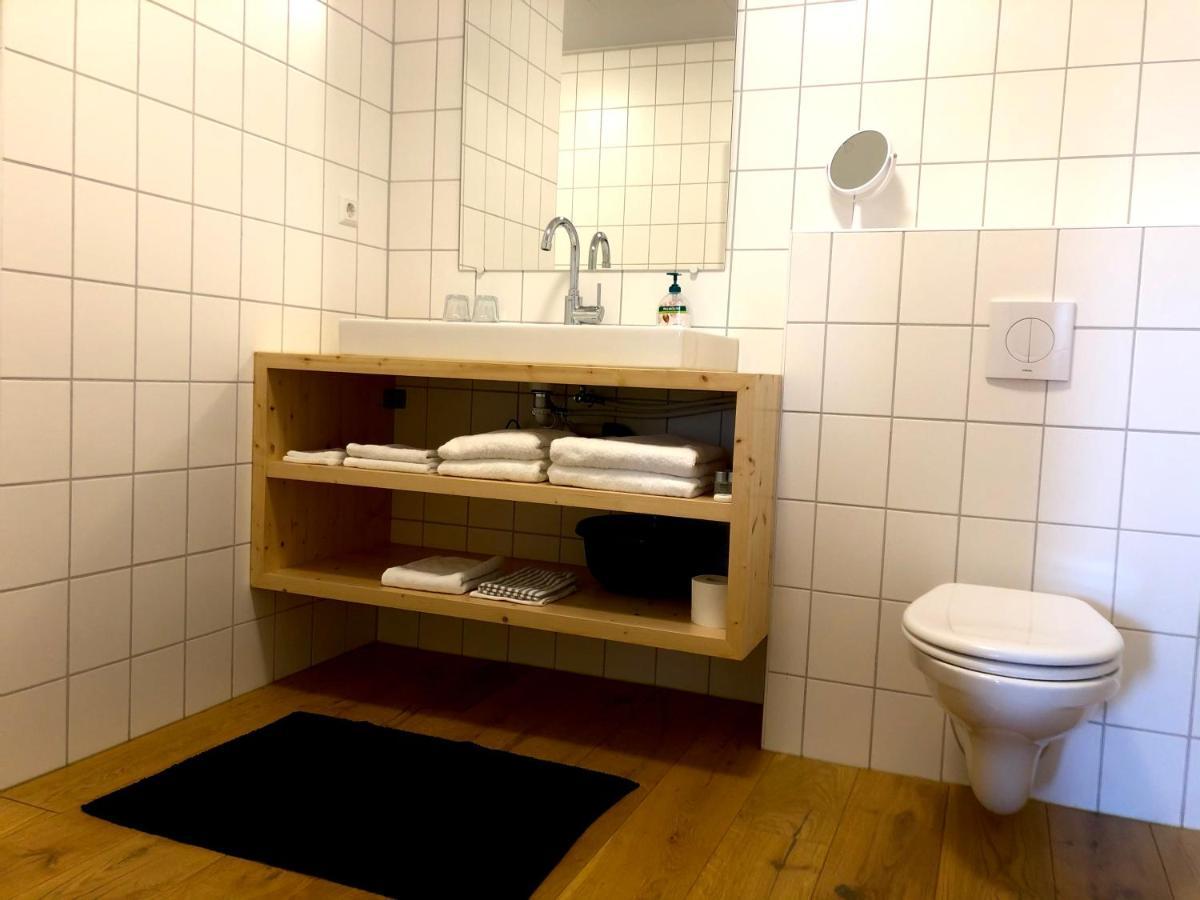 Bed And Breakfast De Biesbosch - In 'T Riet Drimmelen Εξωτερικό φωτογραφία